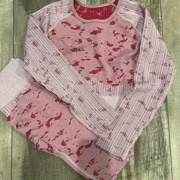 Size small, workout set, NWT! - Picture 2 of 4